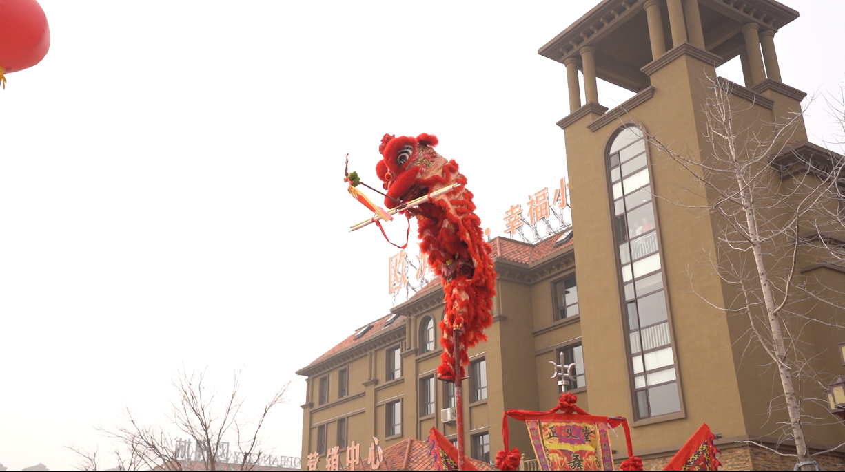 龍?zhí)ь^賞舞獅，二月二齊聚歐洲城·幸福小鎮(zhèn)(圖3)