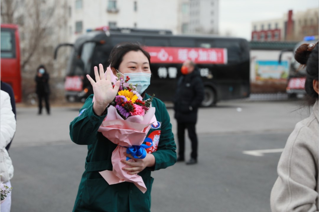 春暖花開，英雄歸來！葫蘆島市第二人民醫(yī)院支援綏中醫(yī)療隊凱旋而歸~(圖9)