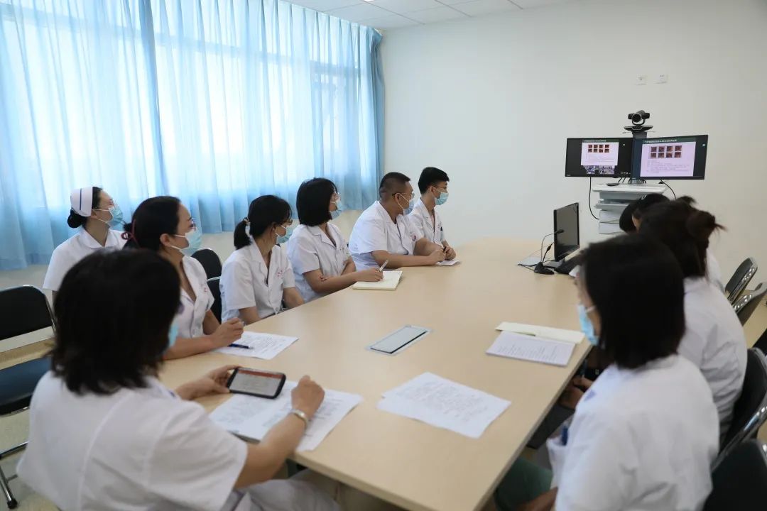 全省首家！中國(guó)醫(yī)科大學(xué)附屬第一醫(yī)院專家來(lái)“查房”，家門(mén)口享國(guó)內(nèi)優(yōu)質(zhì)醫(yī)療資源！(圖7)