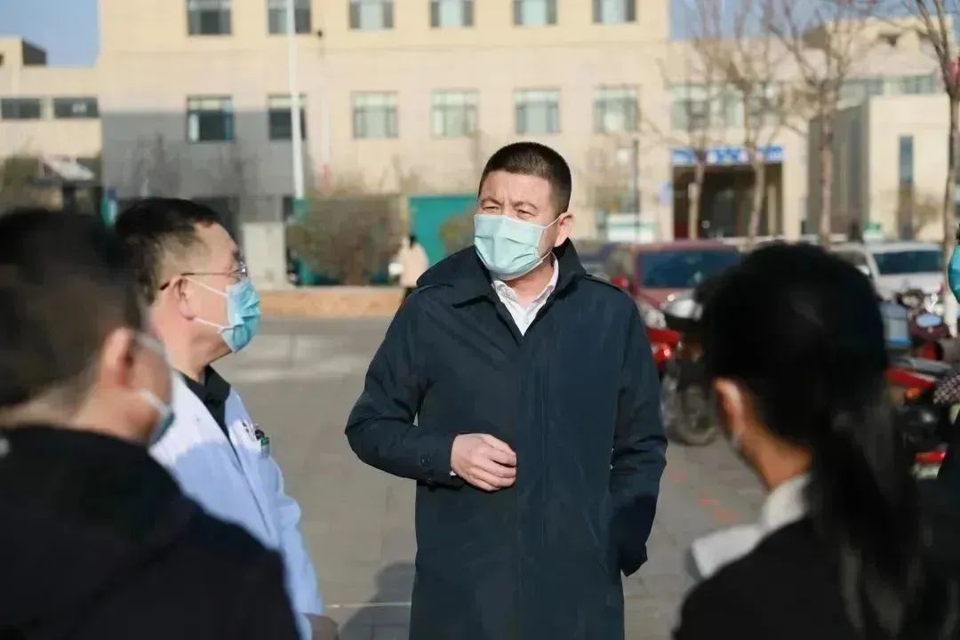 龍港區(qū)人大、區(qū)政府領(lǐng)導(dǎo)一行視察調(diào)研龍港國際醫(yī)療健康產(chǎn)業(yè)園(圖1)