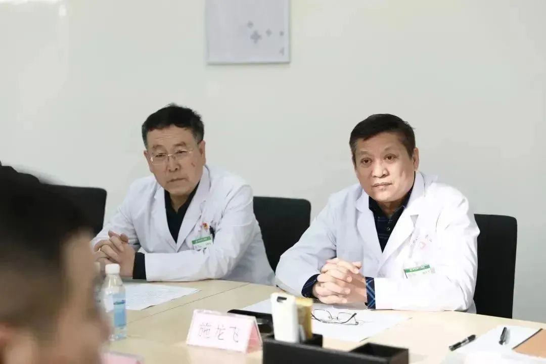 龍港區(qū)人大、區(qū)政府領(lǐng)導(dǎo)一行視察調(diào)研龍港國際醫(yī)療健康產(chǎn)業(yè)園(圖15)