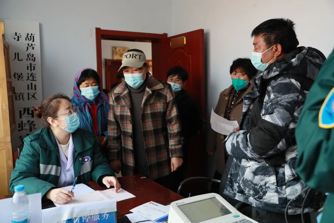 踐行黨的二十大精神，市二院黨員開展大型公益出診！(圖3)